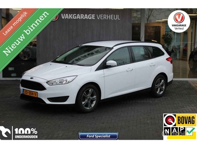 Ford FOCUS Wagon 1.0 Trend|101Pk|Trekhaak|Navi|Nap|Boekjes