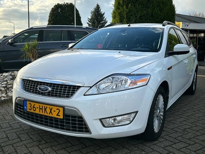 Ford Mondeo Wagon 2.3 16V Titanium Automaat Wit Youngtimer