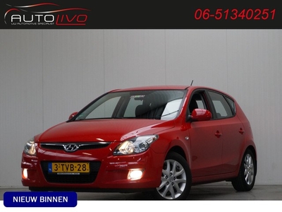 Hyundai i30 1.6i Dynamic Luxe AUTOMAAT! H. LEER CLIMA PDC