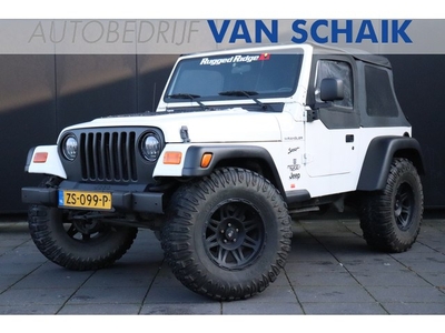 Jeep Wrangler 4.0i Softtop Sportuitlaat (bj 2004)