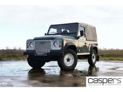 Land Rover Defender 2.4 TD Soft Top 90