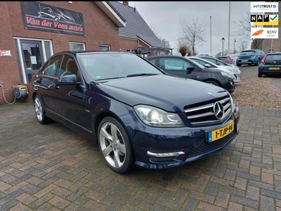 Mercedes-Benz C-klasse 180 Ambition Avantgarde. lage km