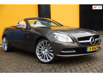 Mercedes-Benz SLK-klasse 200 Avantgarde / AUT / Cruise Control / Stoelverwarming / Nekverwarming / Navi / Pdc / Sfeerverlichting