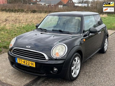 Mini Mini 1.4 One Stuurbekrachtiging Audio/CD Electric