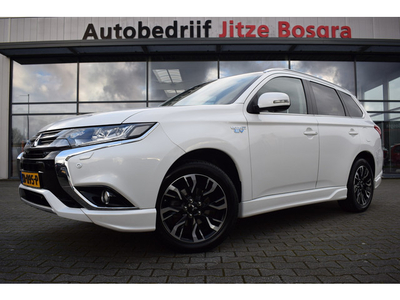 Mitsubishi Outlander 2.0 PHEV instyle LED | Zwart Leder | 360°Camera | Full Map Navi | Trekhaak | Standkachel