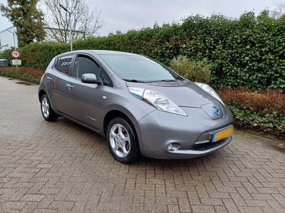 Nissan Leaf Acenta 30 kWh 2000€ subsidie (bj 2016)