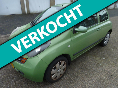 Nissan Micra 1.2 Tekna, tekst goed lezen