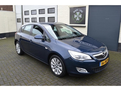 Opel Astra 1.6 Sport Edition Trekhhaak/Airco/Sportvelgen enz