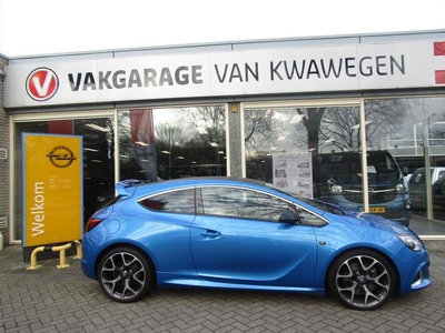 Opel Astra GTC 2.0 TURBO 280 PK OPC