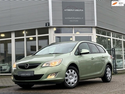 Opel Astra Sports Tourer 1.4 Turbo / Climate Control /