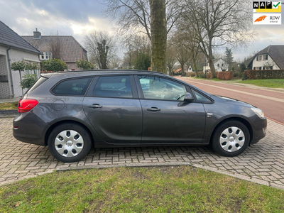 Opel Astra Sports Tourer 1.4 Turbo Sport