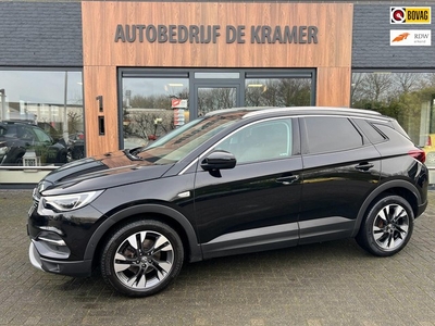 Opel GRANDLAND X 1.2 Turbo Business Executive