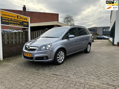 Opel Zafira 2.2 Cosmo