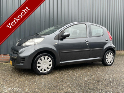 Peugeot 107 1.0-12V Accent ---VERKOCHT!---