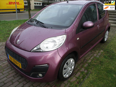 Peugeot 107 1.0 Active//BOEKJES ERBIJ//GEEN IMPORT//NIEU MEDEL