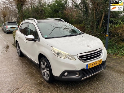 Peugeot 2008 1.6 VTi Féline, navi, panoramadak, zeer mooi