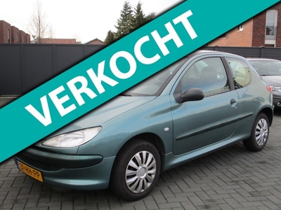 Peugeot 206 1.1 XR Navi 117 dkm