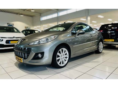 Peugeot 207 CC 1.6 VTi Griffe / PARKEERSENSOREN / CLIMA / CRUISE