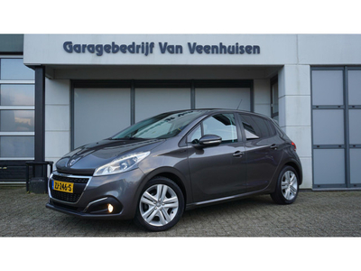 Peugeot 208 1.2 110pk Automaat 5Drs Signature Navi App-Connect Airco Cruise Control Trekhaak *NL auto* 1e Eigenaar! 55377km!