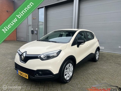 Renault Captur 0.9 TCe Expression?2014?BLACK&WHITE?