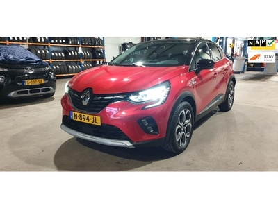 Renault Captur 1.3 TCe 130 Edition One. Automaat