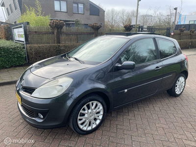 Renault Clio 1.2 TCE Dynamique Panorama dak