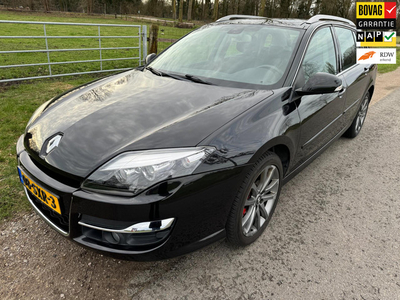 Renault Laguna Estate 2.0 Dynamique 140PK keurig netjes met navigatie