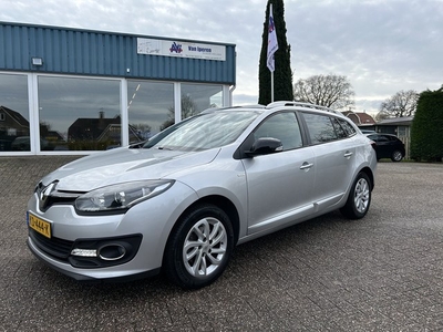 Renault Mégane Estate 1.2 TCe Limited (bj 2016)