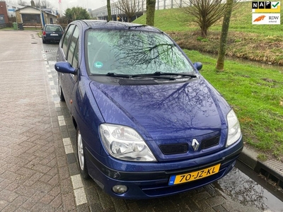 Renault Scénic 1.6-16V