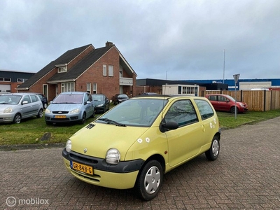 Renault Twingo 1.2 Nieuwe APK Open dak