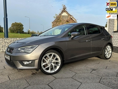 Seat Leon 1.8 TSI FRPanoHalf