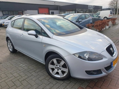 SEAT LEON-1.9 TDI Stylance Cruise