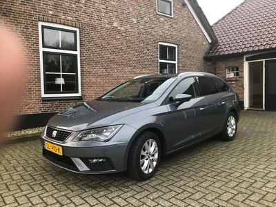 SEAT León ST 1.6 TDI Style Business Intense Panoramadak