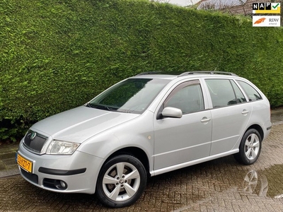 Skoda Fabia Combi 1.4-16V AIRCO/APK 1-2025/INRUIL KOOPJE!!