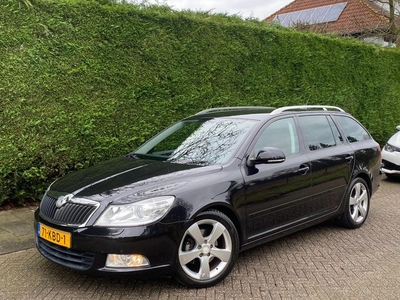 Skoda Octavia Combi 1.8 TSI AUTOMAAT/LEER/XENON/TREKHAAK/PDC