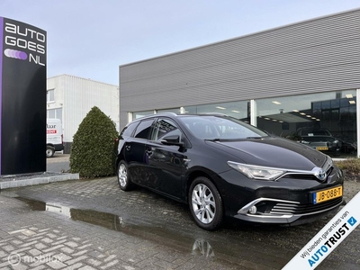 Toyota Auris Touring Sports 1.8 Hybrid Business Pro I Pano