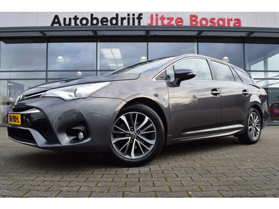 Toyota Avensis Touring Sports 1.8 VVT-i Automaat Executive Panoramadak | Zwart Leder | LED | Full Map Navi | Camera | Trekhaak