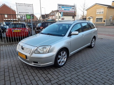 Toyota Avensis Wagon 2.0 VVTi Linea Sol