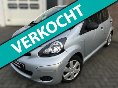 Toyota Aygo 1.0-12V Access NL AUTO WEINIG KM'S / AIRCO /