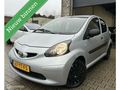 Toyota Aygo 1.0-12V / Airco / 5DRS / N.A.P / 134.000KM