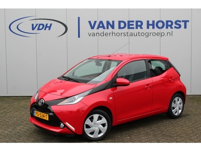 Toyota Aygo 1.0-70pk VVT-i x-play 5drs. Zeer nette Toyota