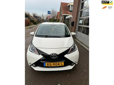 Toyota Aygo 1.0 VVT-i x