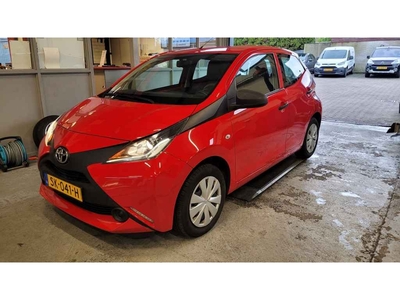 Toyota Aygo 1.0 VVT-i x-fun airco