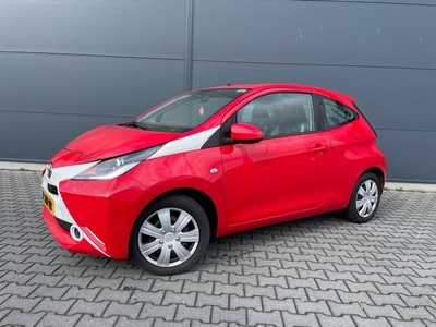 Toyota Aygo 1.0 VVT-i x-play bouwjaar 2016 ( dealer