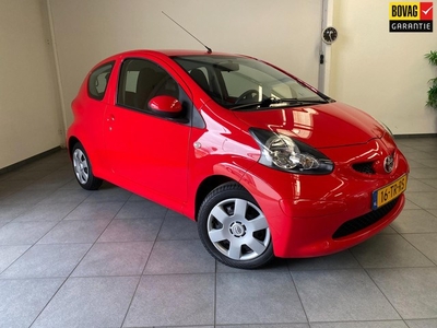 Toyota Aygo Automaat - 1e Eigenaar - Dealer onderhouden -