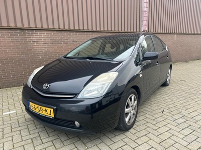 Toyota Prius 1.5 VVT-i Tech Edition Navi Camera