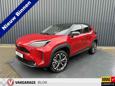 Toyota Yaris Cross 1.5 Hybrid Executive / Bi tone | Emotional Red | Head-up | 10 jr garantie | Rijklaar!!