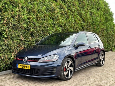 Volkswagen Golf 2.0 TSI GTI Performance Panorama 230pk