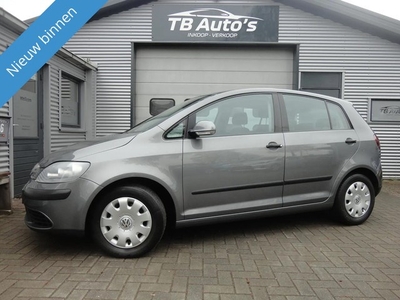 Volkswagen Golf Plus 1.6 16V FSI Optive ! AIRCO