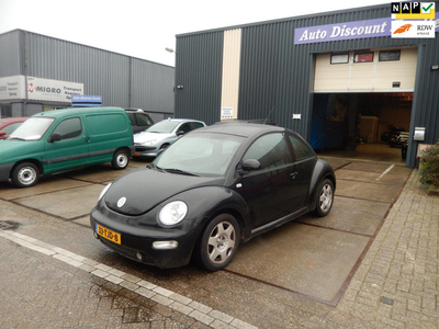 Volkswagen New Beetle 2.0 Highline ZO MEENEMEN